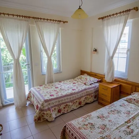 Ocean Blue High Class & 4* 올루데니스