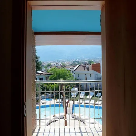 Ocean Blue High Class & Hotel