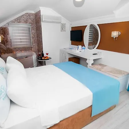 Ocean Blue High Class & Hotel 4*