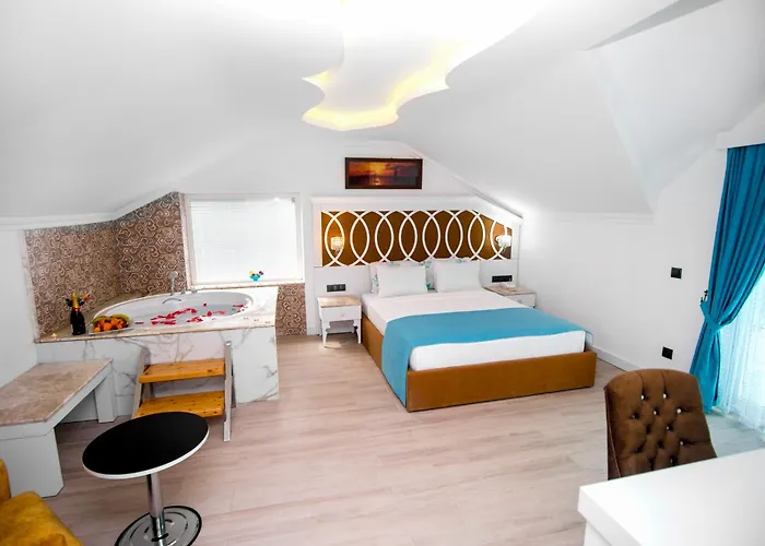 Ocean Blue High Class & 4* Oludeniz