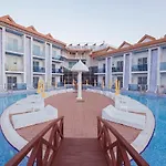Ocean Blue High Class & Hotell Öludeniz