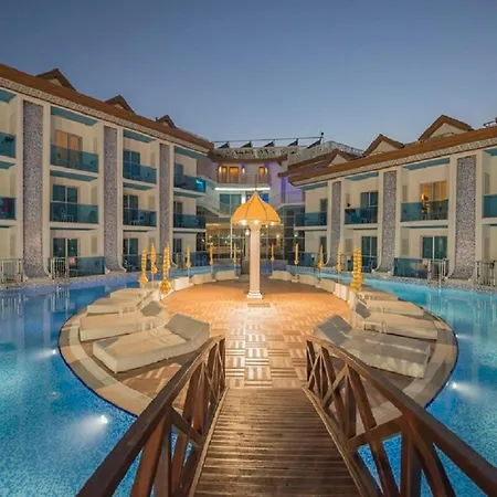 Ocean Blue High Class & Отель 4*