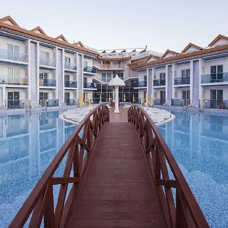 Ocean Blue High Class & Otel 4*