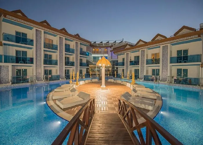 Ocean Blue High Class & Отель 4*