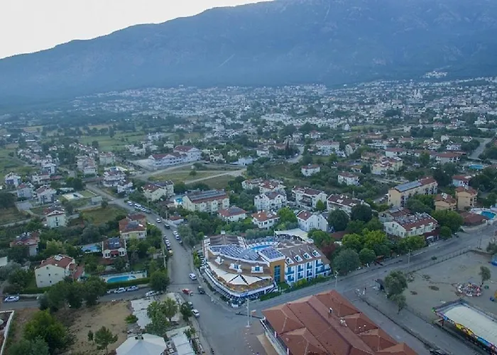 Ocean Blue High Class & Отель 4*