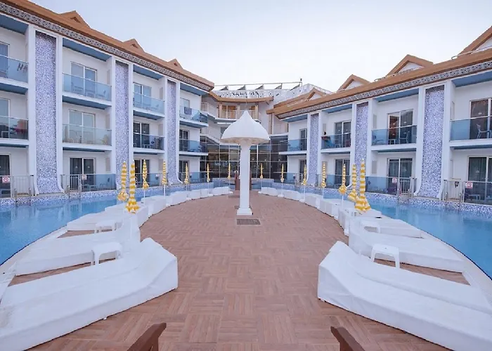 Ocean Blue High Class & Отель Олудениз