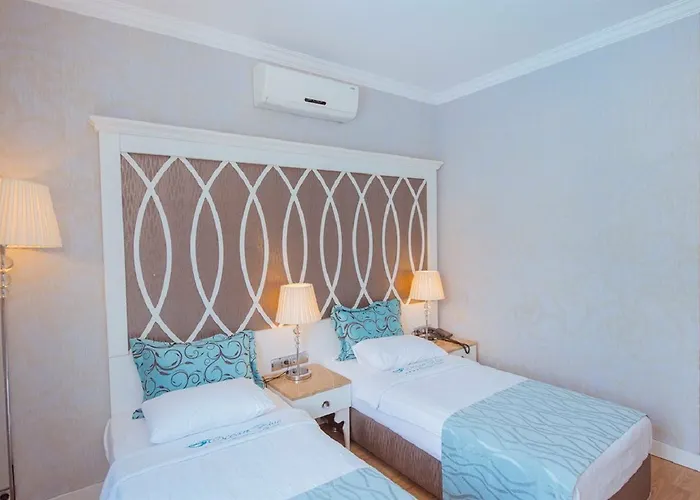 Ocean Blue High Class & Отель 4*